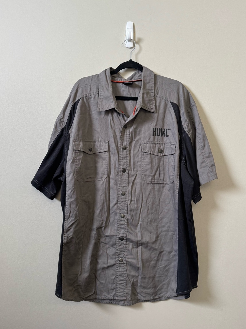 Harley Davidson grey/black casual short sleeve button up shirt
